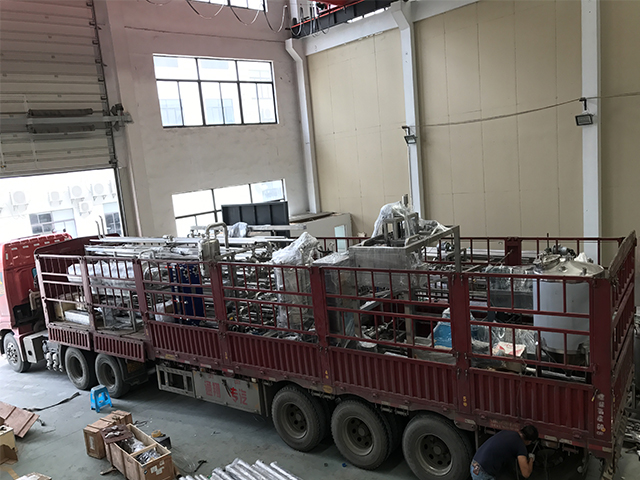 1504256274667164.jpg 套管草莓视频网站机发货.jpg