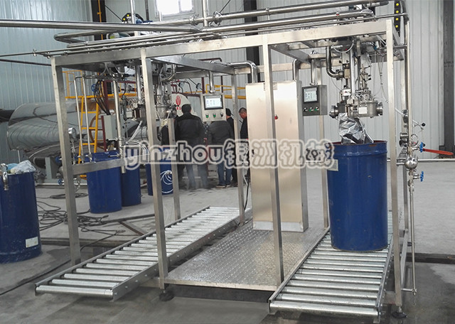 大袋草莓视频黄片版灌装机.jpg 大袋草莓视频黄片版灌装机.jpg