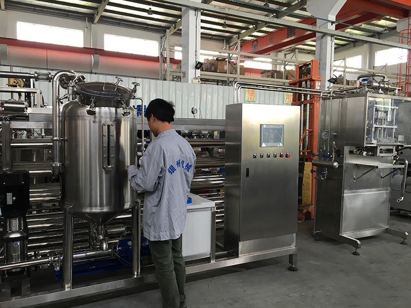 1504750871689799.jpg 800福建草莓视频网站灌装.jpg